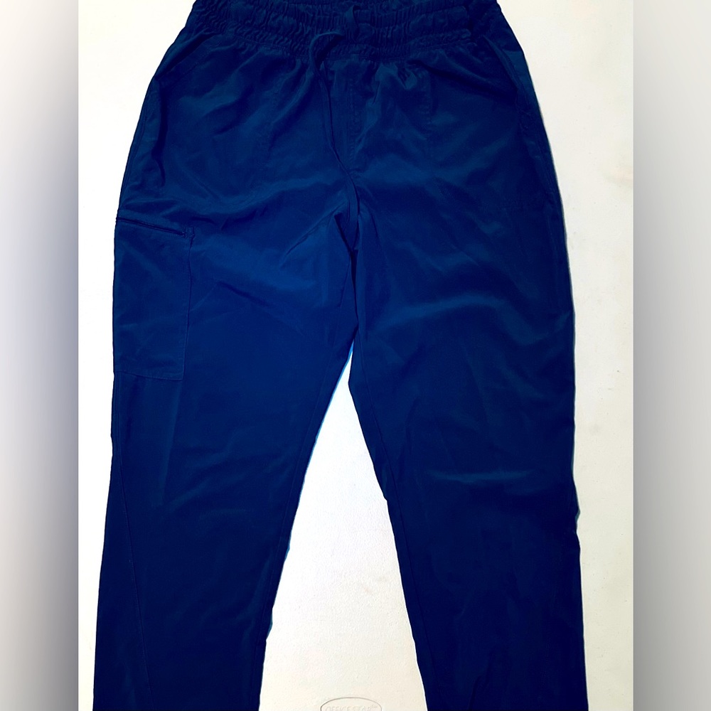 Scrub bottoms